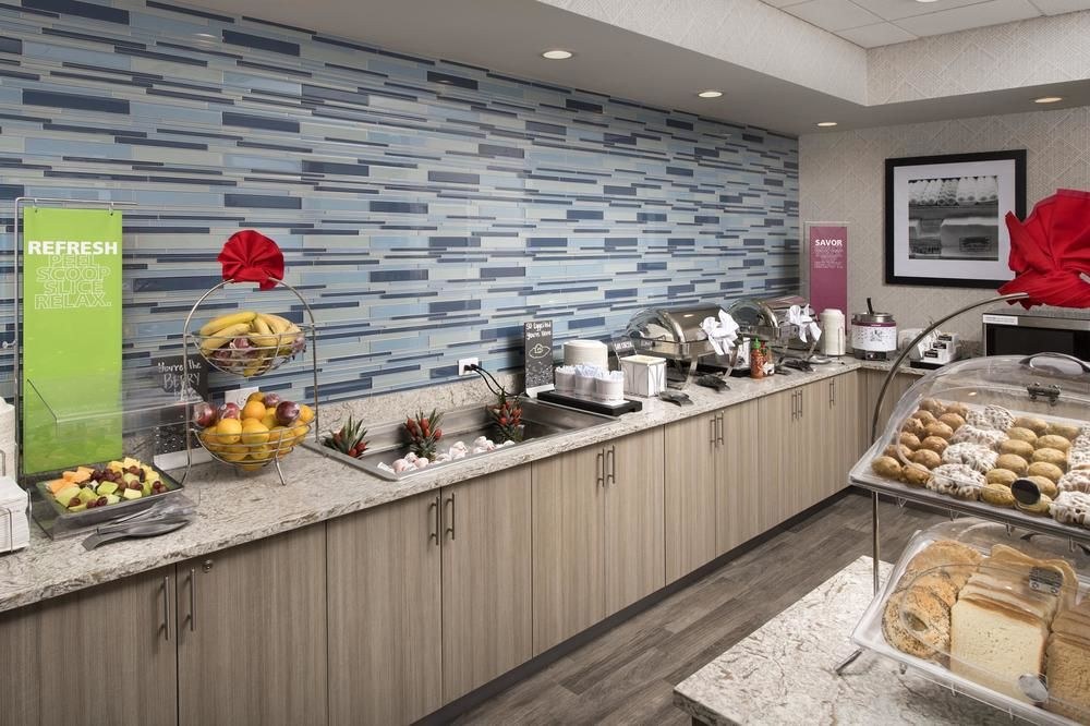 HAMPTON INN MIAMI AIRPORT EAST photo 3