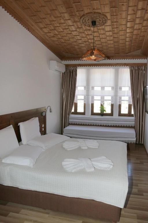 Hotel Kodra photo 2