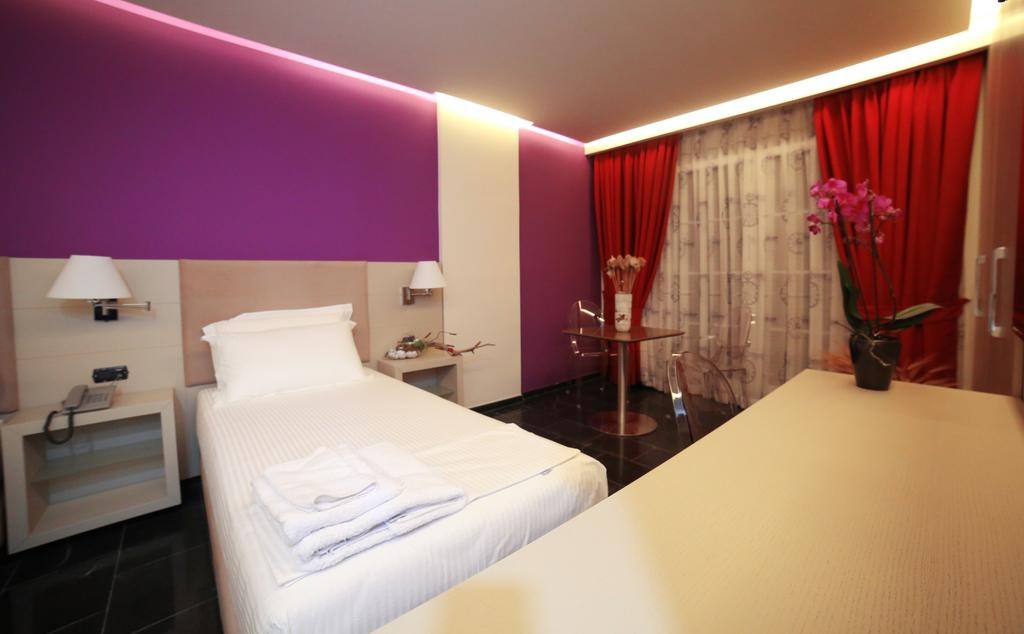 PALACE VLORE photo 3