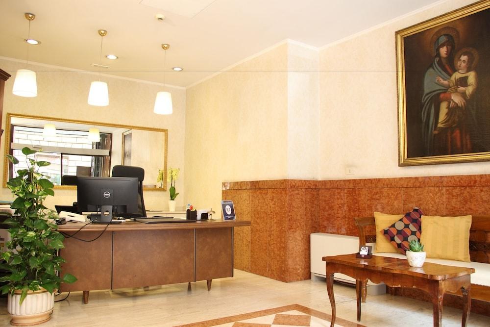 DNB HOUSE HOTEL photo 4