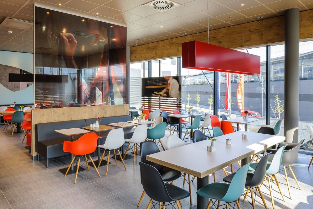 IBIS WIEN HAUPTBAHNHOF photo 1