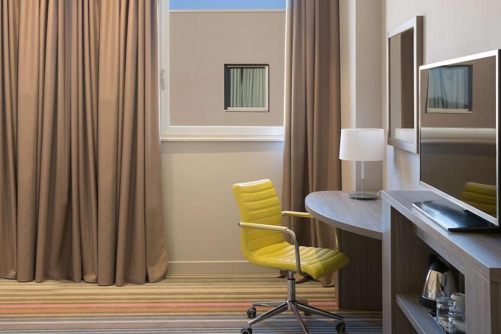 Hampton by Hilton Rome East photo 3