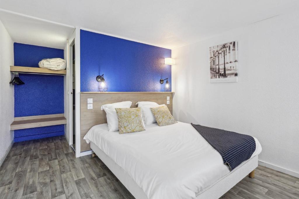 Le 2 by HOTEL AKENA LA FERTE BERNARD photo 1