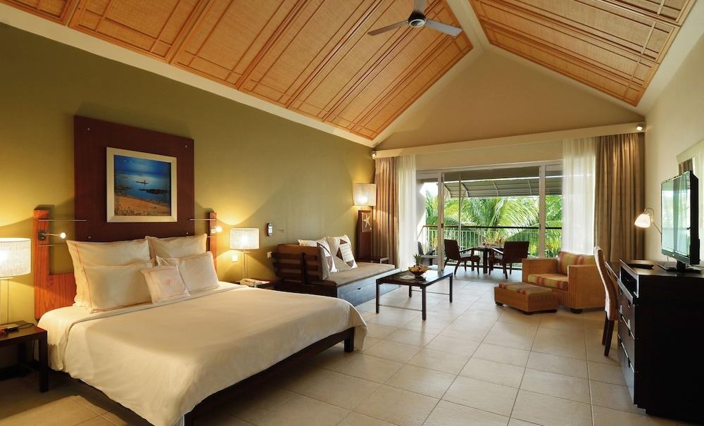 Victoria Beachcomber Resort and Spa photo 4