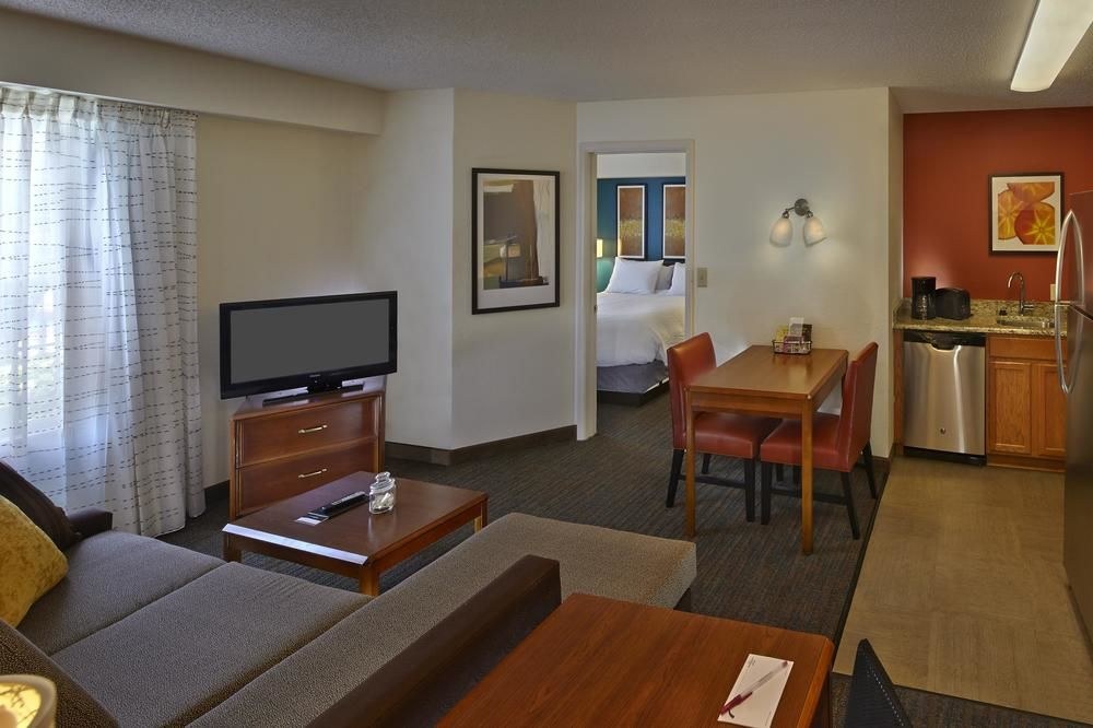 RESIDENCE INN ORLANDO EAST UCF AREA photo 2