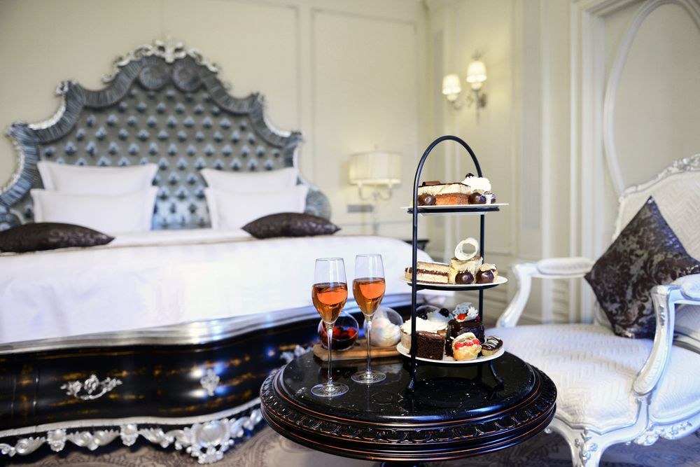 AMBASSADORI TBILISI HOTEL photo 1