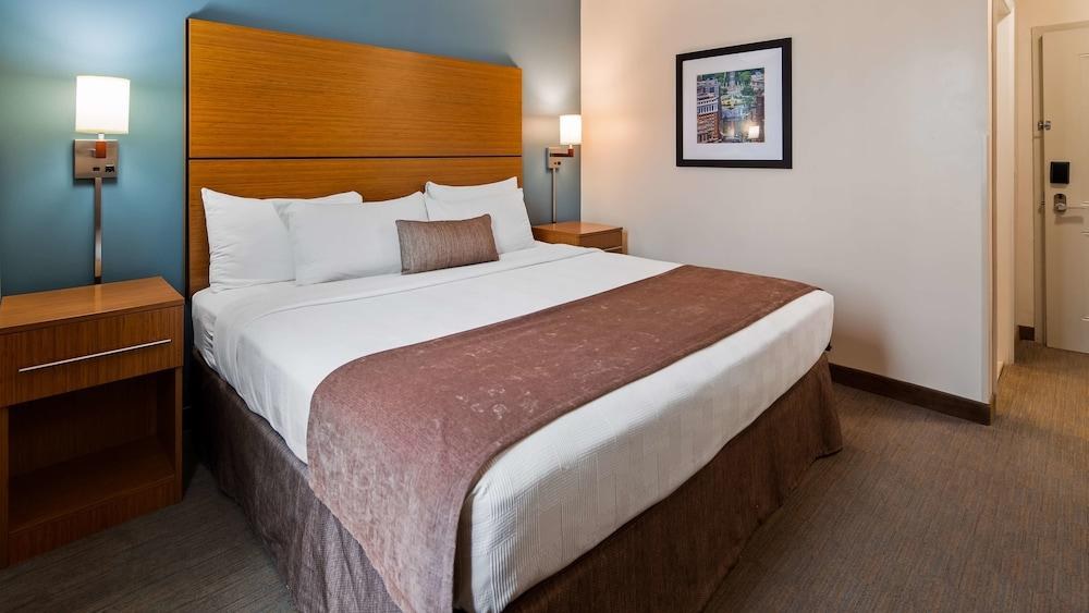 Best Western Plus Philadelphia Convention Center Hotel photo 2