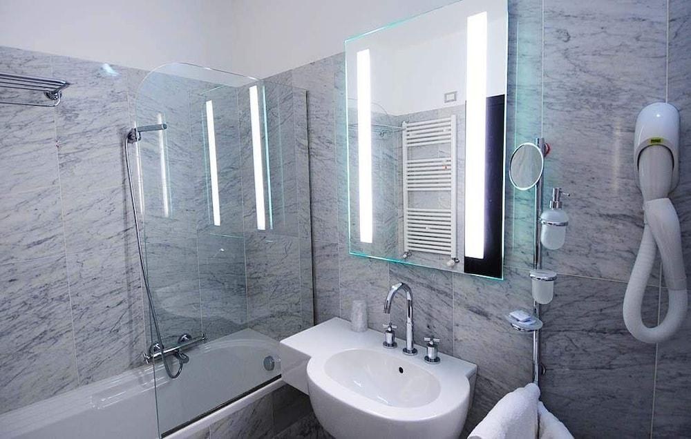 CORTE DEI GRECI RESORT AND SPA - HOTEL ZEUS photo 3