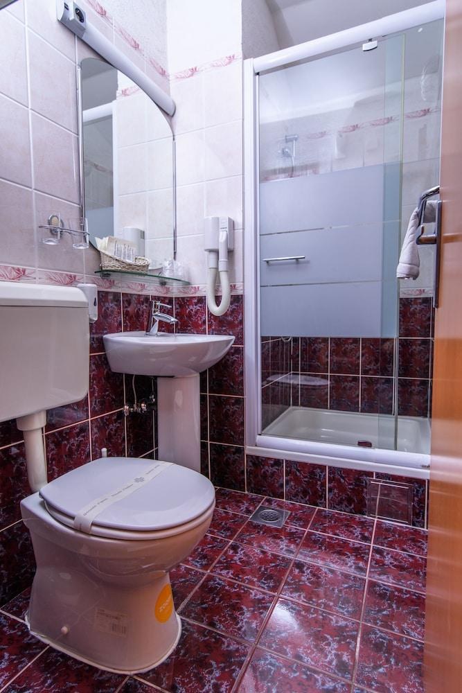HOTEL VILA SIKAA photo 4