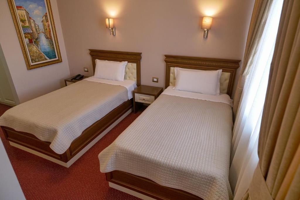 ROZAFA HOTEL SHKODER photo 2