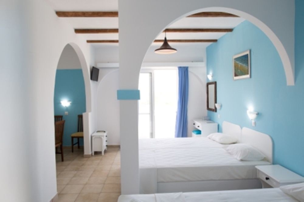 HOTEL ROMANZA MARE photo 1