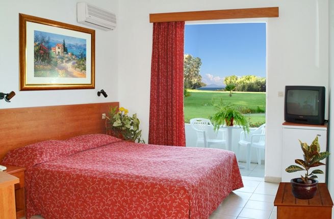 HOTEL PYLEA BEACH photo 1