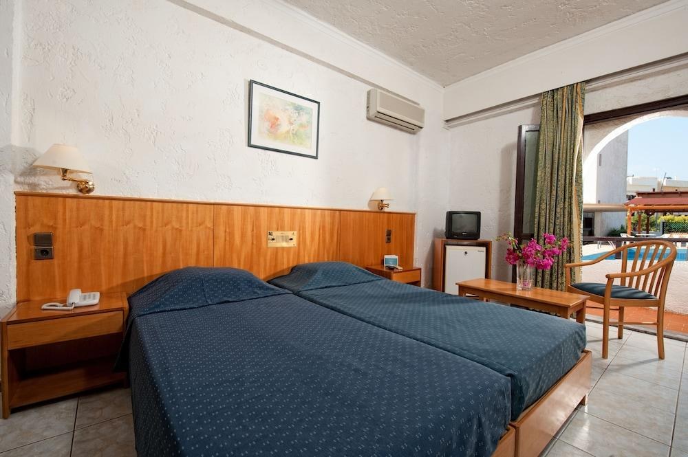 HERONISSOS HOTEL photo 3