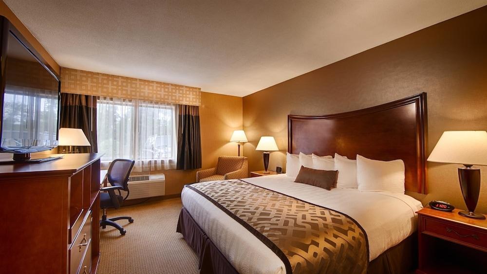 Best Western Plus North Haven Hotel photo 3