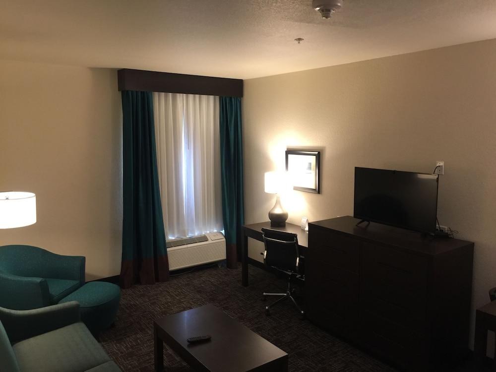 Best Western Plus Executive Residency Elk City photo 4