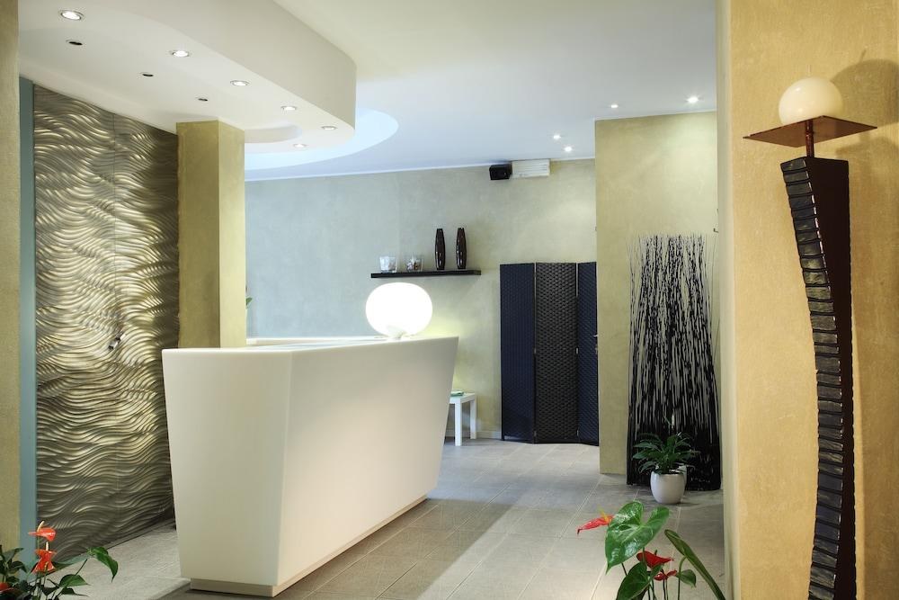 TRIESTE HOTEL photo 2