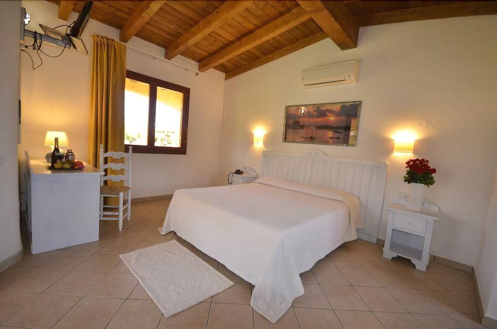 LIMONE BEACH RESORT photo 3