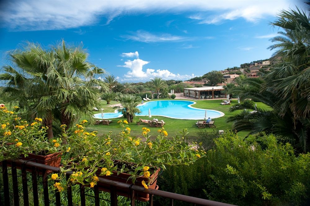 HOTEL AQUADULCI photo 1
