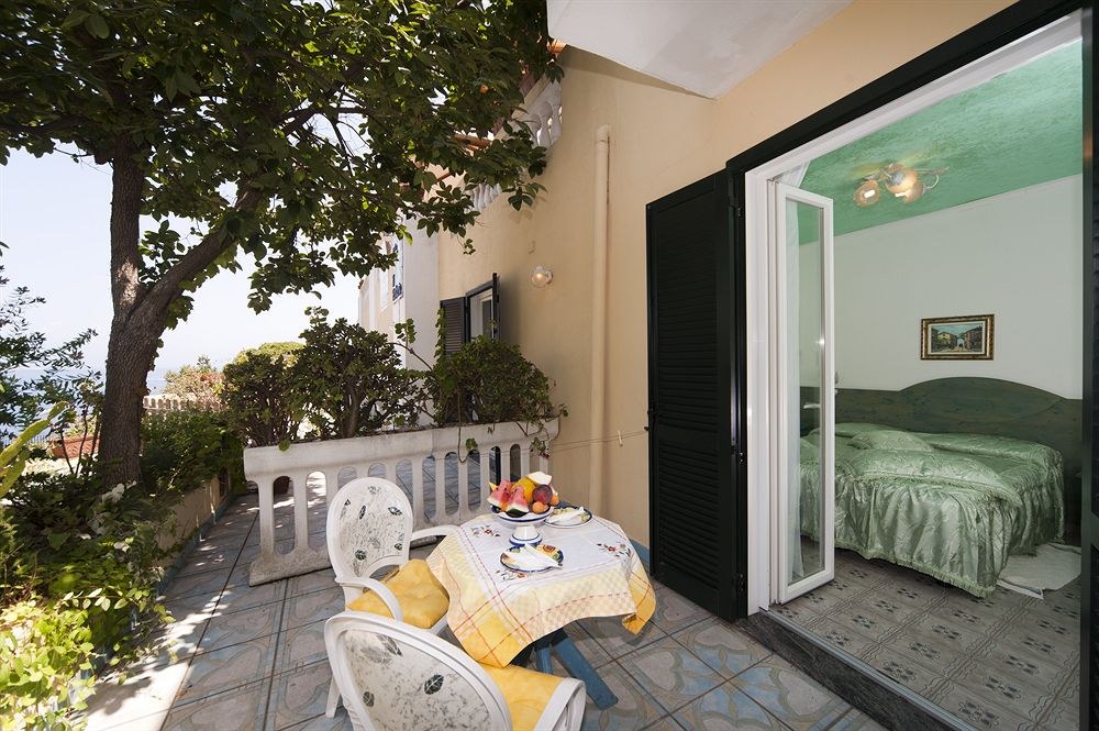 Hotel Giardino Delle Ninfe E La Fenice photo 1