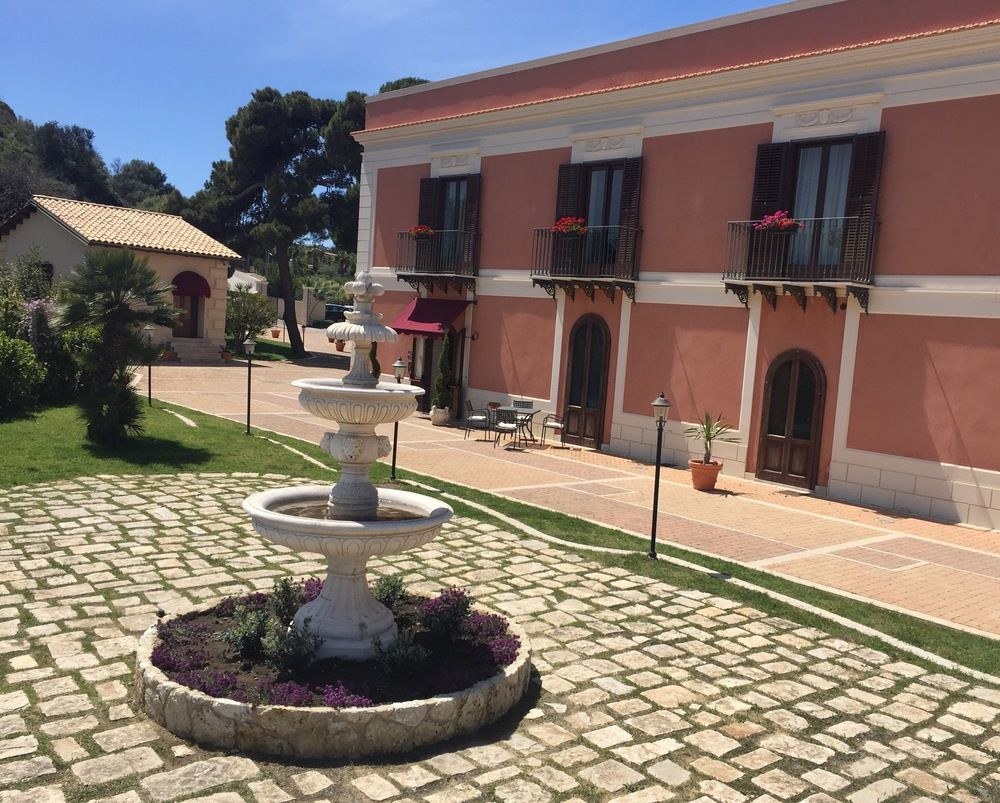 VILLA GIULIANA photo 1