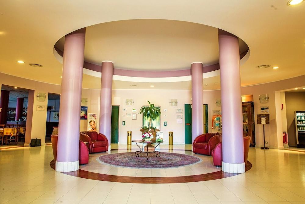 HOTEL GLIS photo 1
