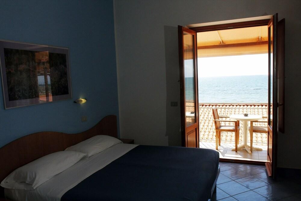 Hotel Residence la Darsena photo 2