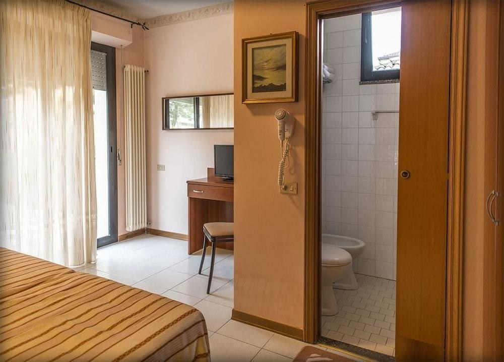 Hotel Sorriso - Rimini photo 3