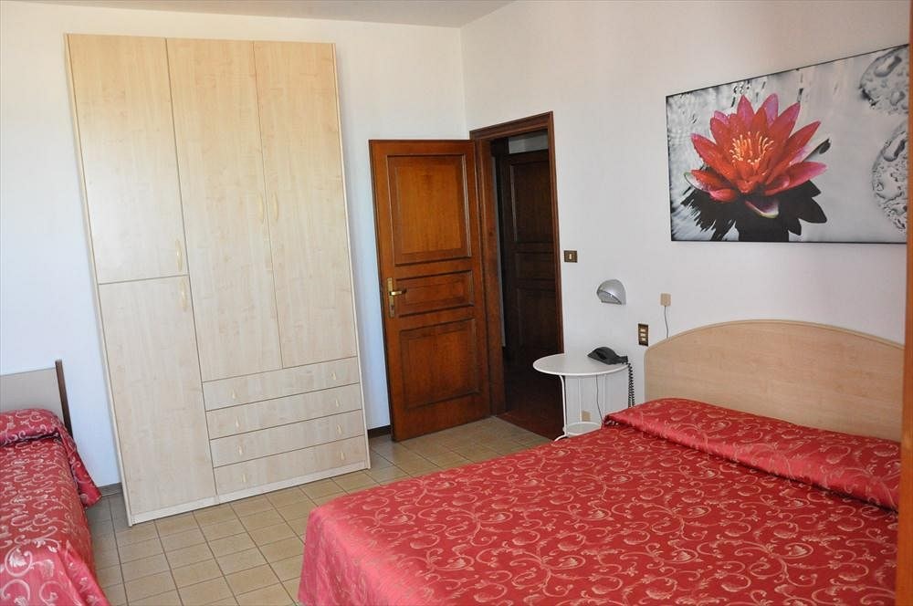 Hotel Palos photo 1