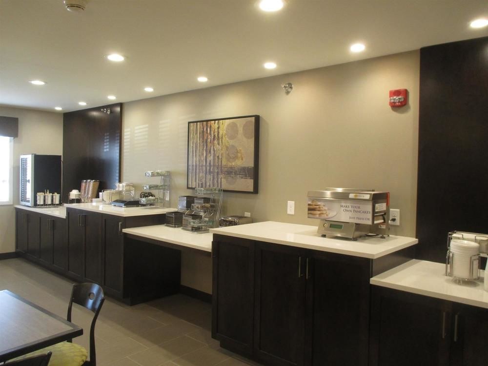 Best Western Harvest Inn & Suites photo 1