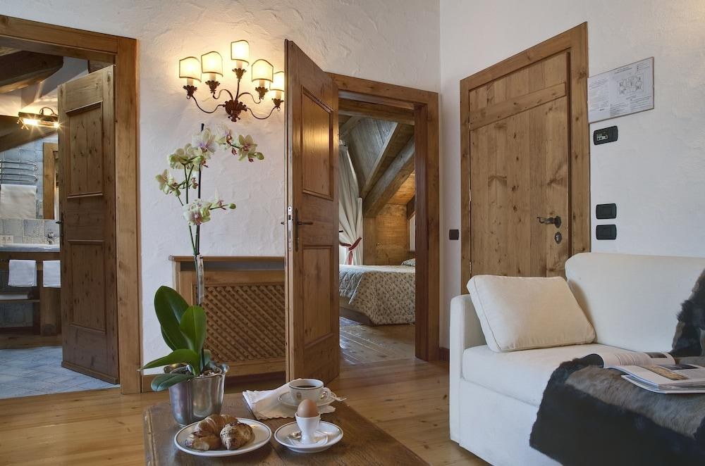 Hotel Cortina photo 2
