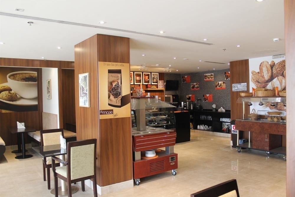 Golden Tulip Al Khobar Suites photo 1