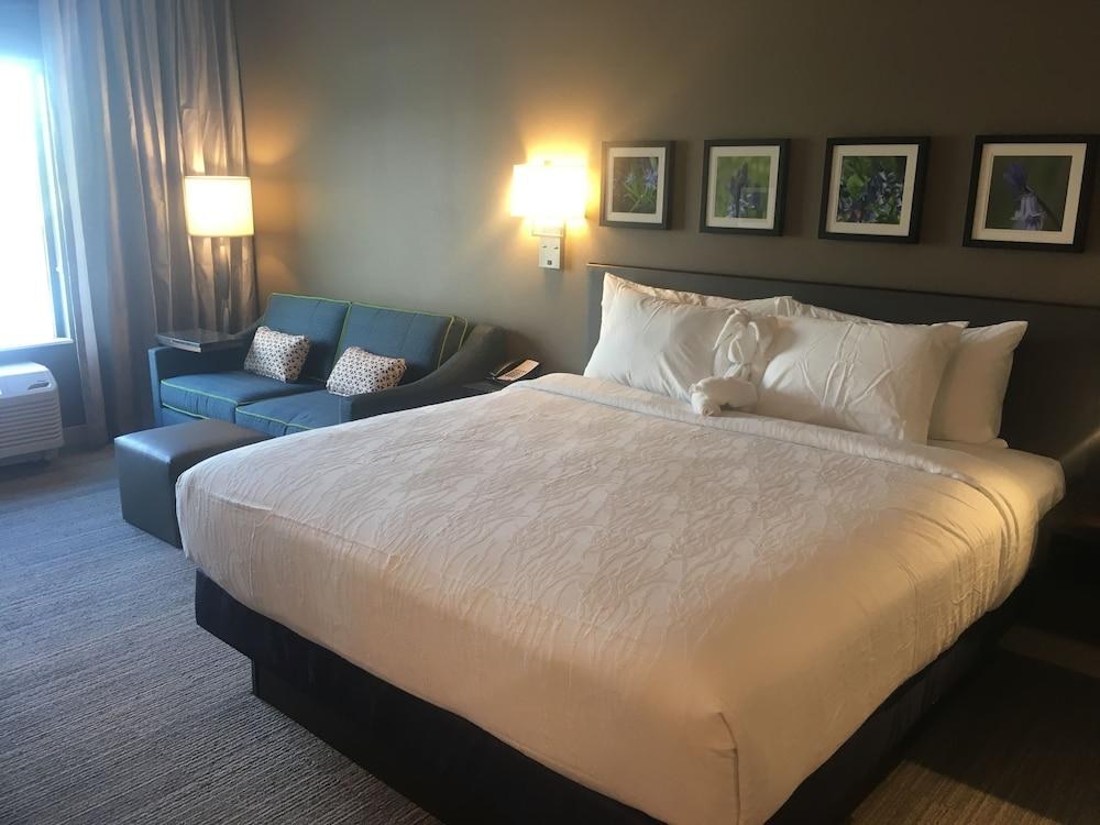 Hilton Garden Inn Austin Airport photo 2