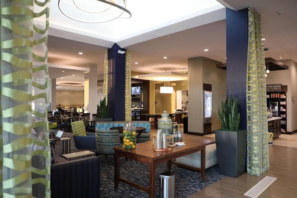 Hilton Garden Inn Austin Airport photo 3