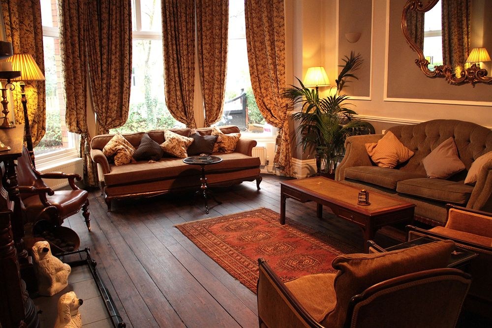 Clementine's Town House Hotel, BW Premier Collection