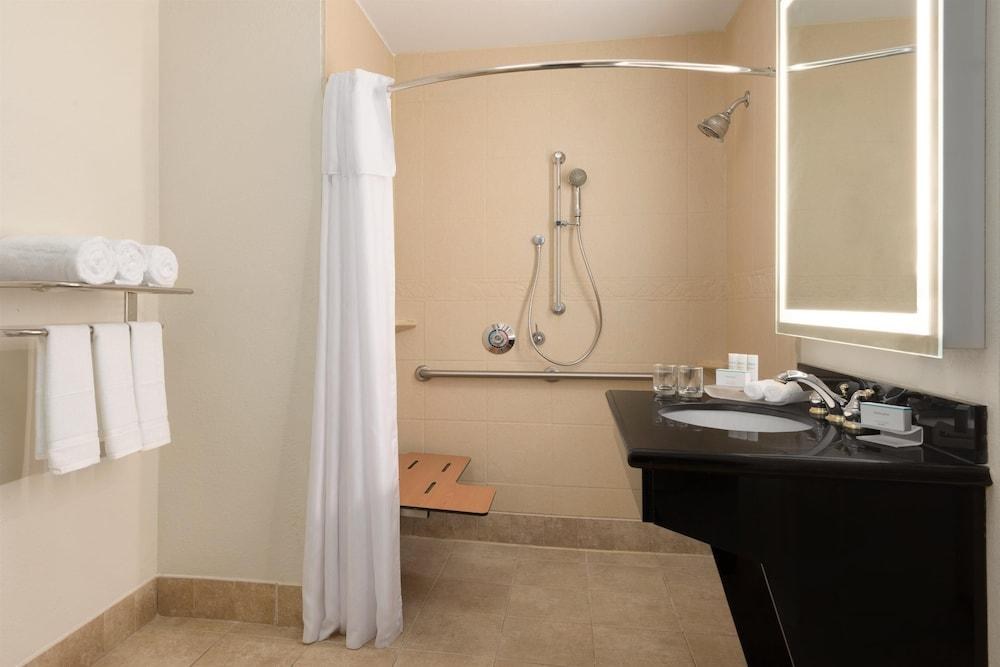 Homewood Suites by Hilton Jacksonville Deerwood Park photo 2