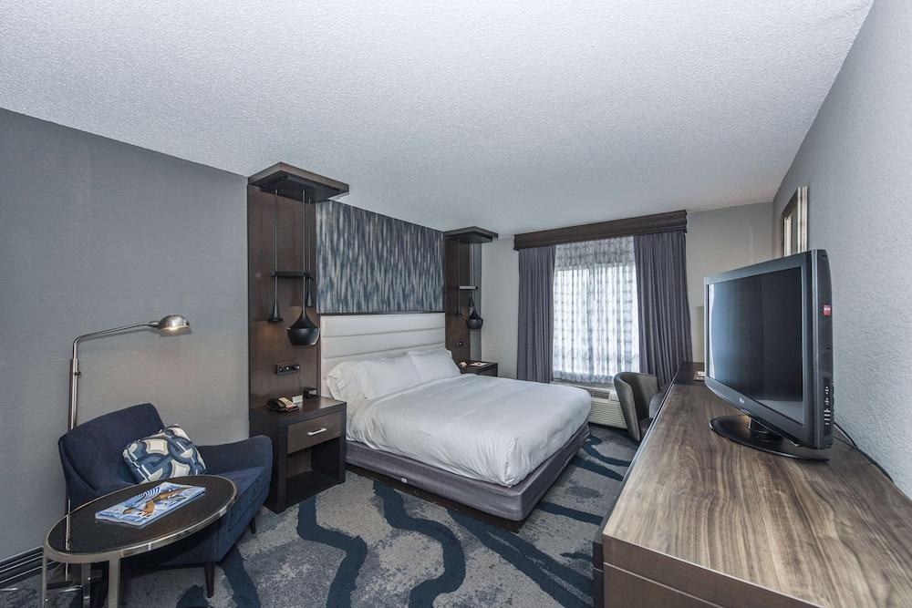 DOUBLETREE BY HILTON NORTH CHARLESTON - CONVENTION CENTER photo 3