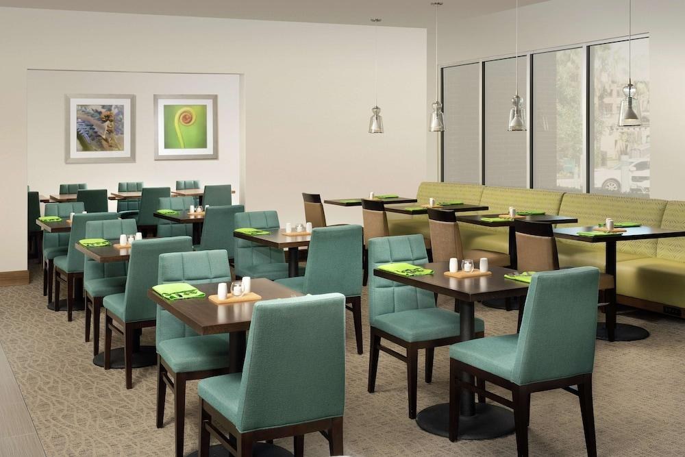 HILTON GARDEN INN SAN ANTONIO AIRPORT SOUTH photo 3