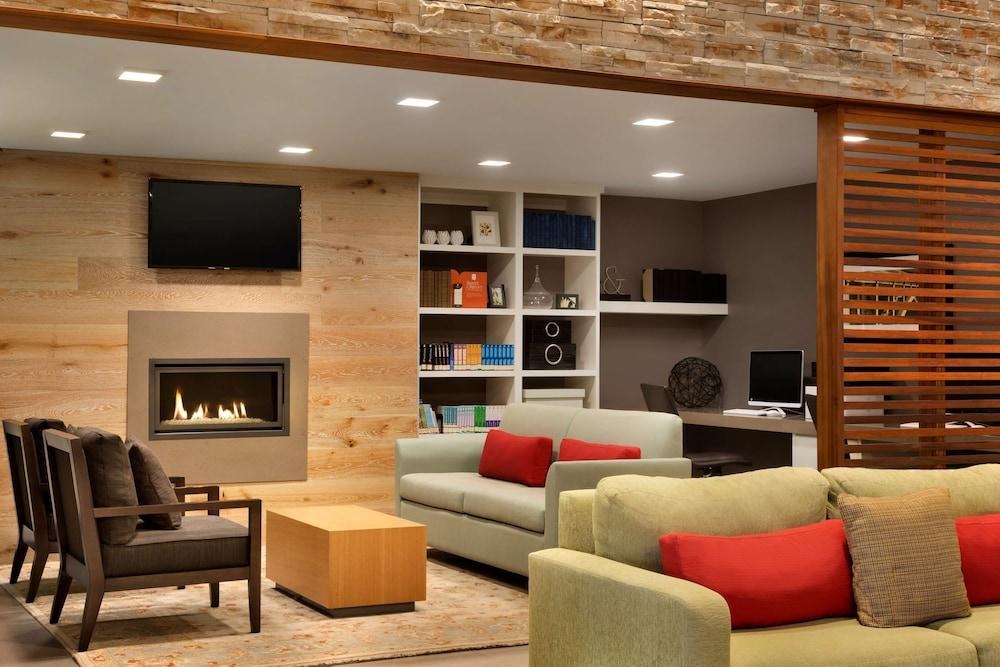 COUNTRY INN AND SUITES SEATTLE AIRPORT photo 2