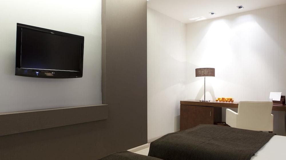 Hotel Diagonal Plaza photo 3