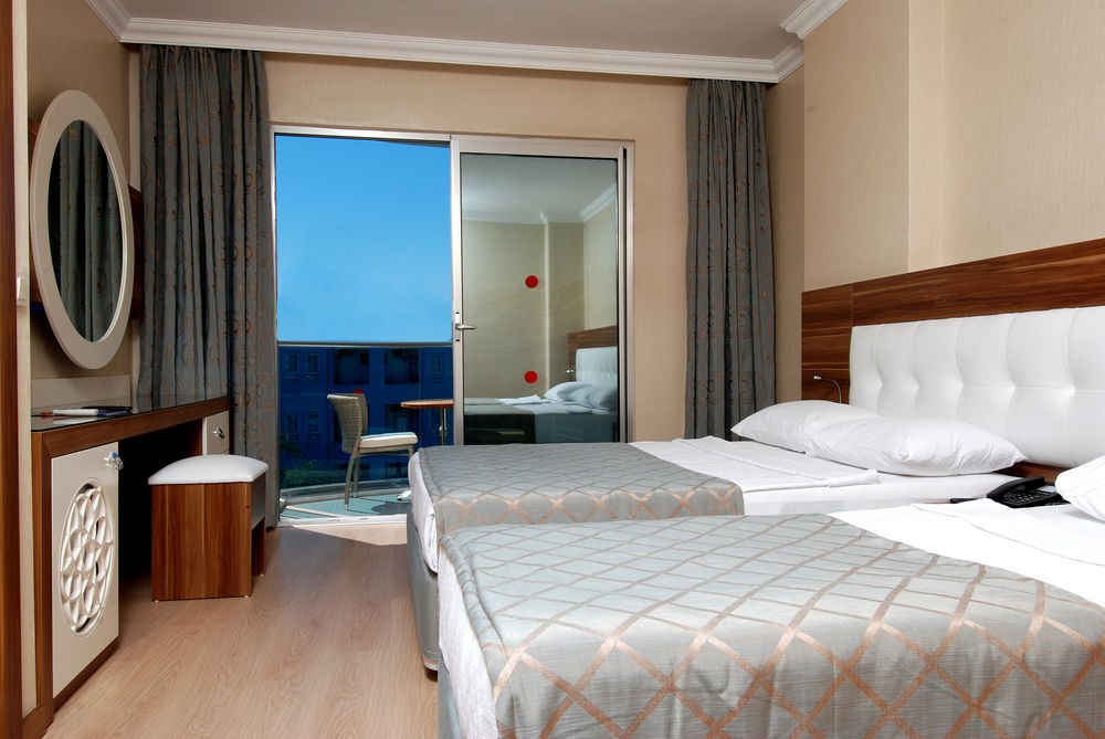 HOTEL GRAND ZAMAN GARDEN photo 1