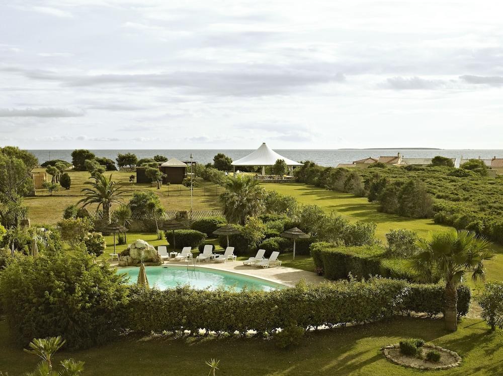 HOTEL RAFFAEL photo 2