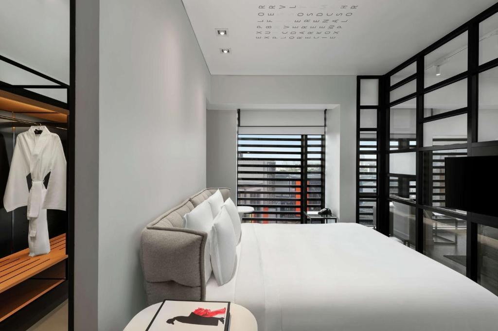 Canopy by Hilton Dubai Al Seef photo 4