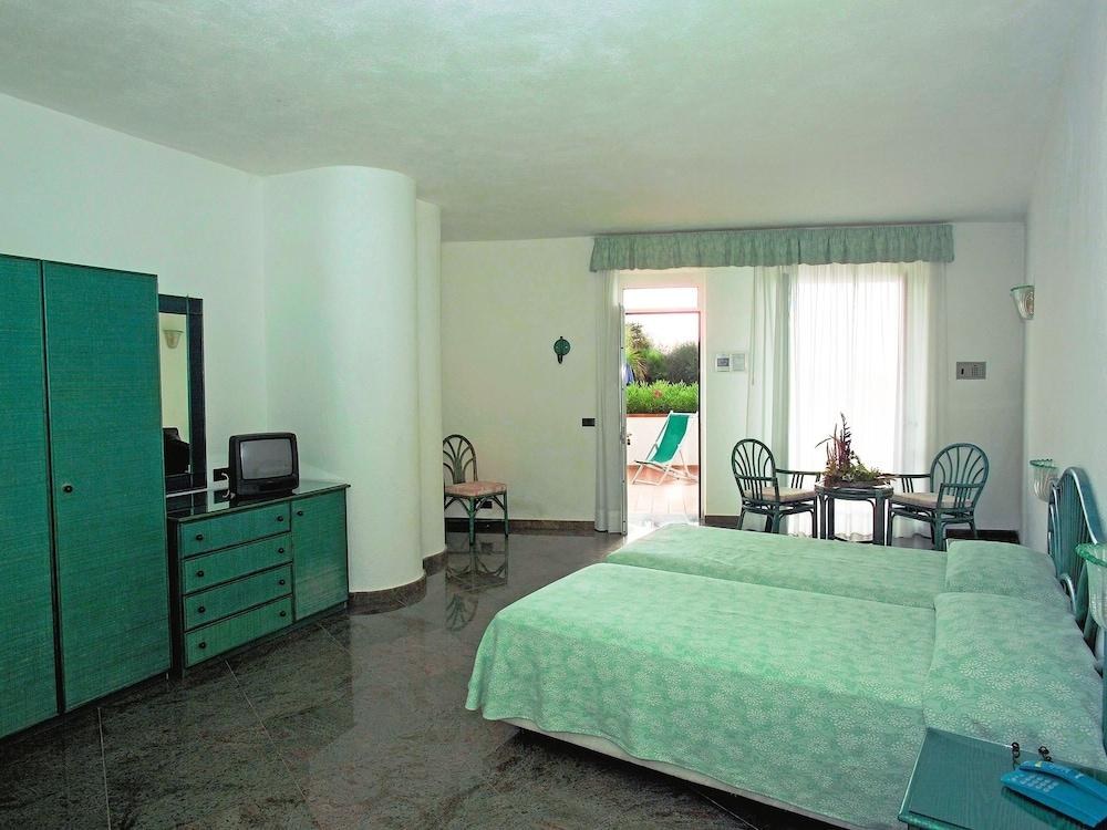 HOTEL TERME ROYAL PALM photo 1