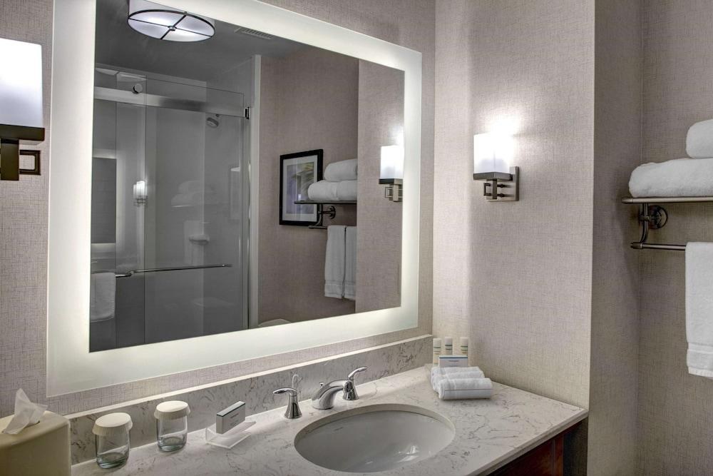 Homewood Suites by Hilton Richmond-Downtown photo 4