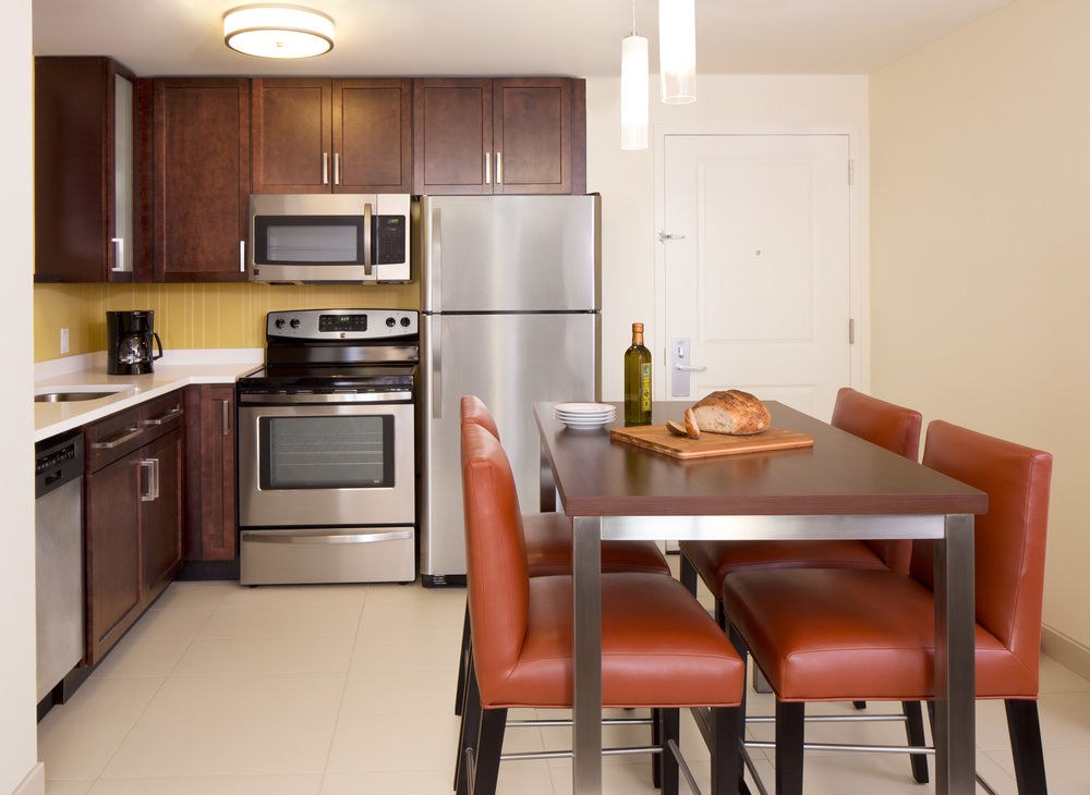 RESIDENCE INN CALGARY SOUTH photo 2