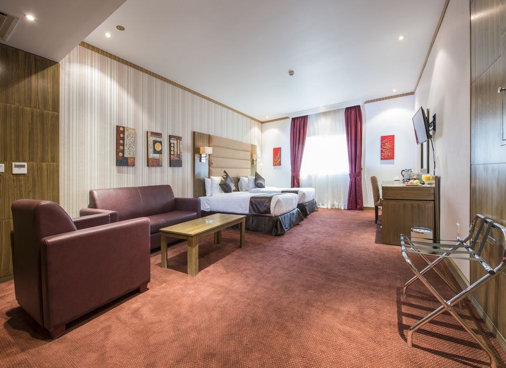 Royal Tulip Hotel photo 3