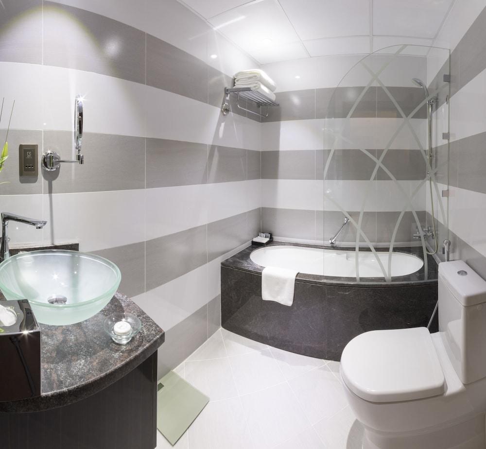 GEVORA HOTEL photo 3