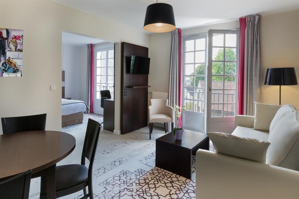 BEST WESTERN BLANCHE DE CASTILLE DOURDAN photo 2