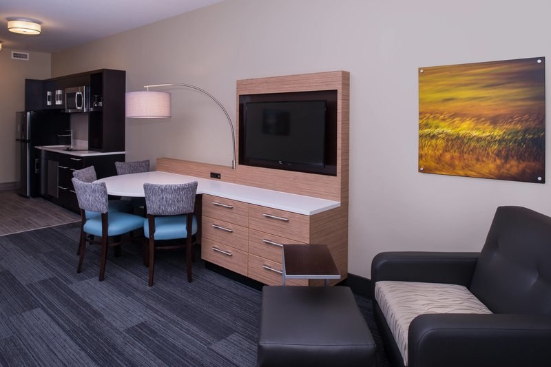 TOWNEPLACE SUITES SASKATOON photo 2