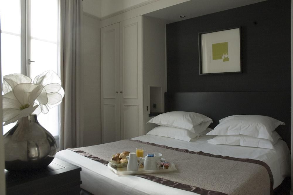 DUO photo 3